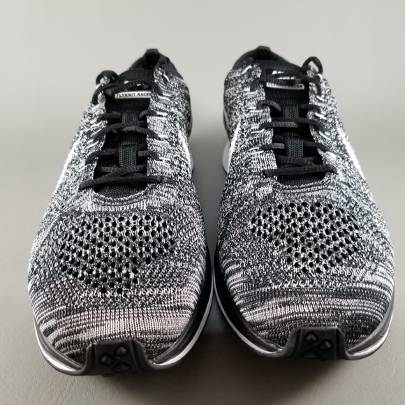 Nike Flyknit Racer 2.0 Oreo Men's Running Shoes 11 - Picture 5 of 8